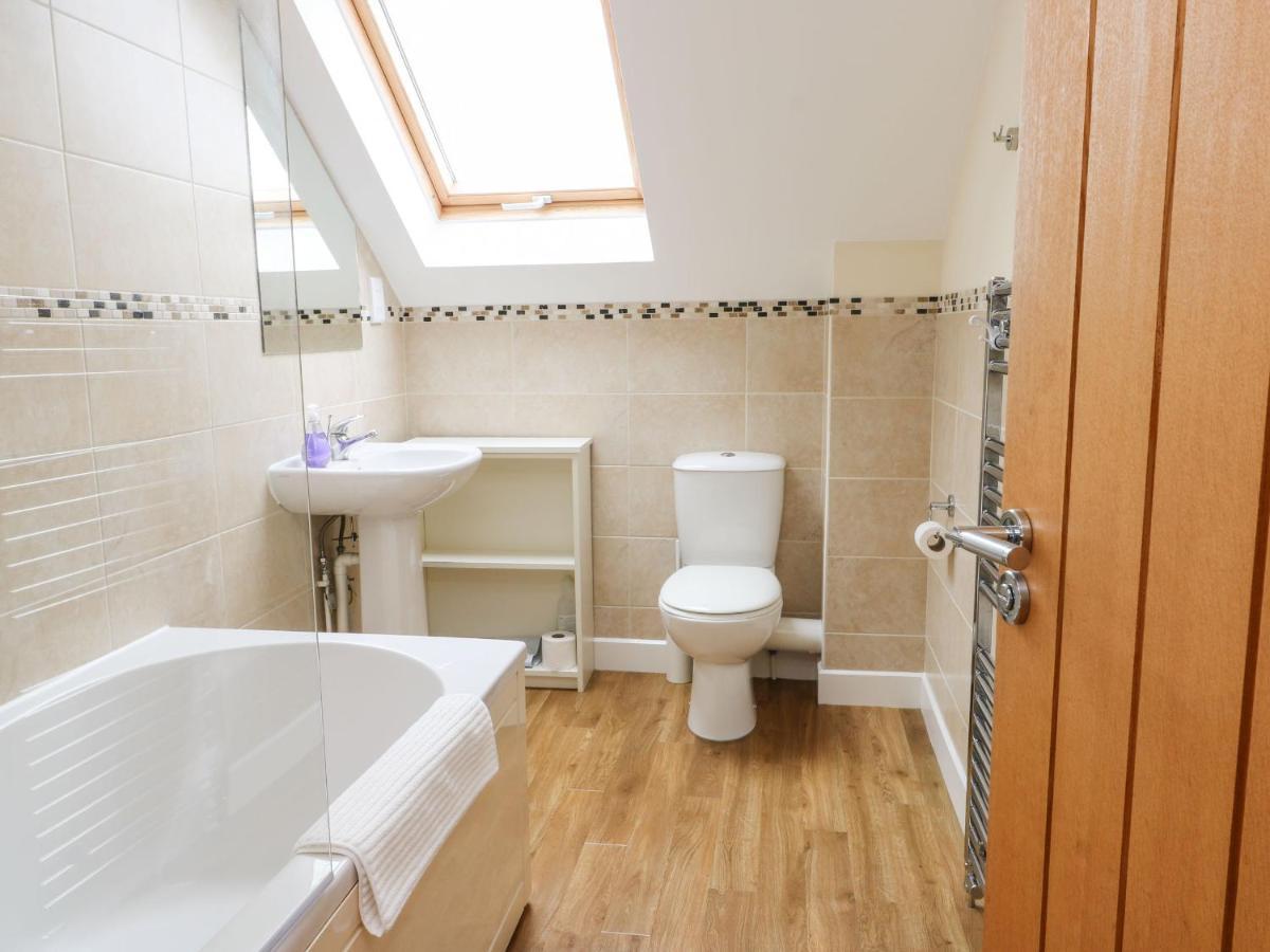 Villa Drosgl Llangefni Esterno foto